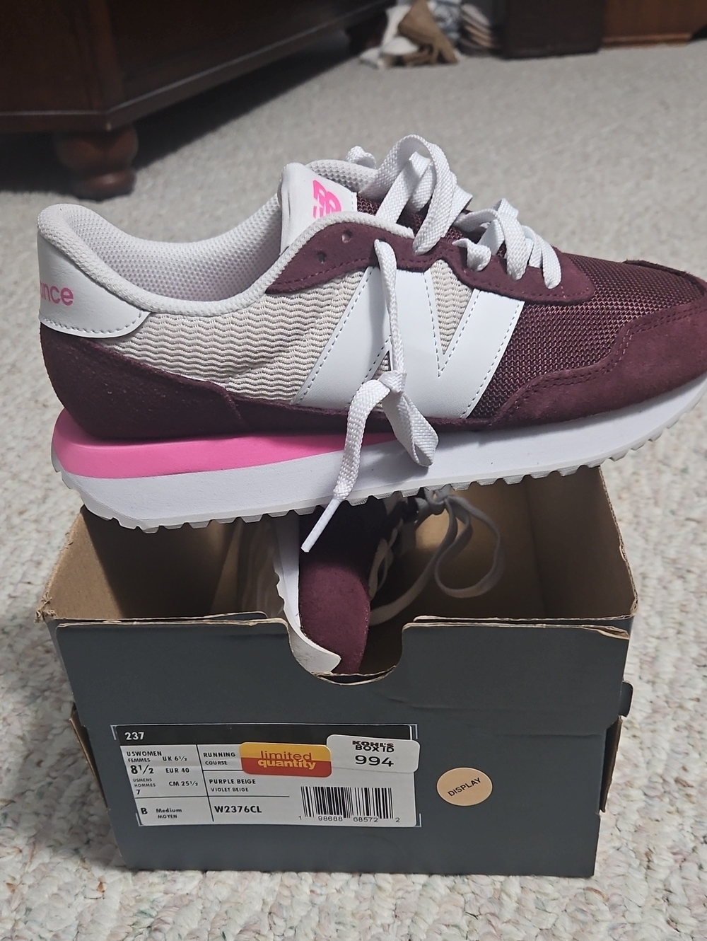 NWT Women's New Balance 237 Size 8 1/2